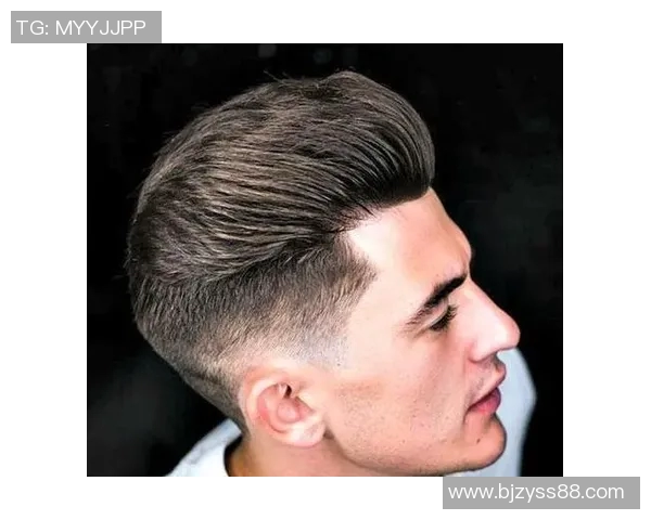 欧洲足球球星的个性发型解析 从发型看他们的场外魅力与风格 欧洲足球球星的个性发型解析 从发型看他们的场外魅力与风格