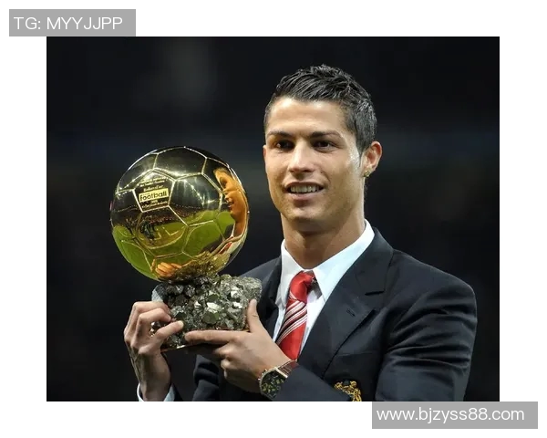 球星亲自下场推销足球引爆球迷热情掀起运动装备购买狂潮